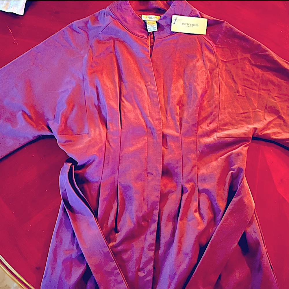 Perfect 🎁 New with tagsVibrant beautiful 🍆 purple trench coat.Your❤️will love